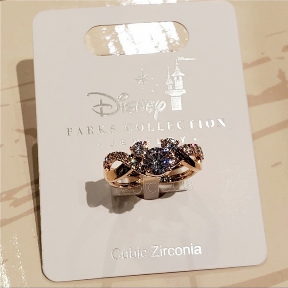 Disney ring - Picture 3 of 5